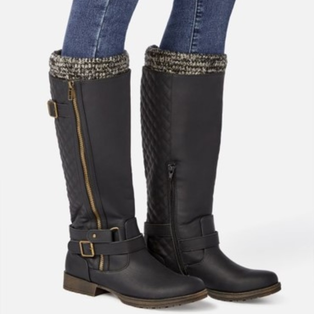 Brand New Sweater Cuff Quilted Black Flat Boot